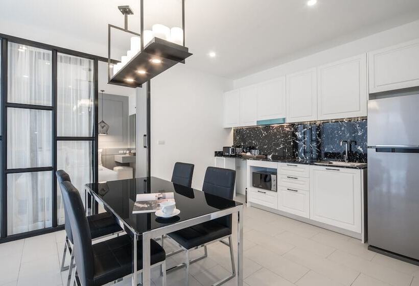 Palmyrah Surin Beach Residence