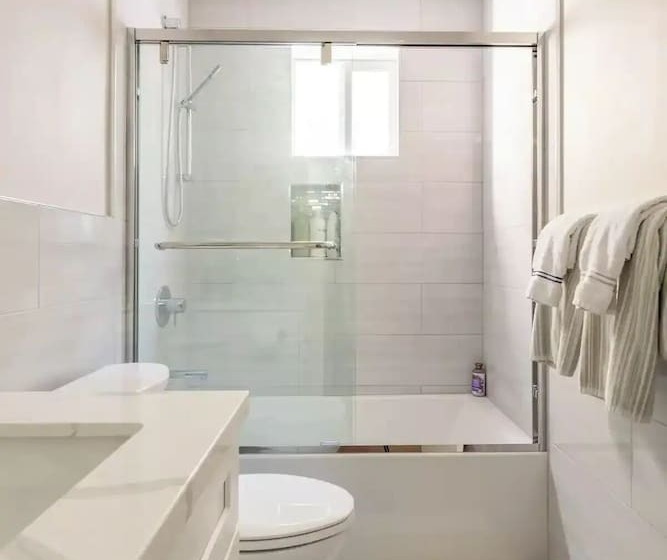 بنسيون 67 Alta Vista Way