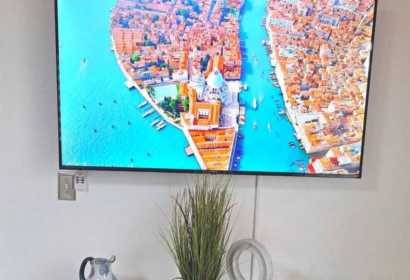 بنسيون Chic Ocean Miami 88