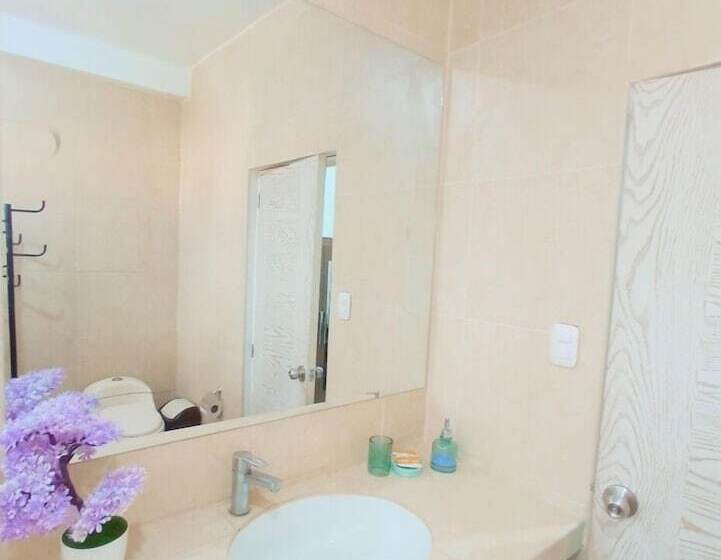 펜션 Deluxe Hotel Talara 5 Minutes From The Airport And Plaza De Armas