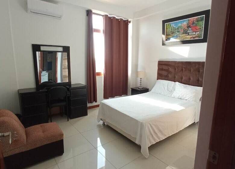 펜션 Deluxe Hotel Talara 5 Minutes From The Airport And Plaza De Armas