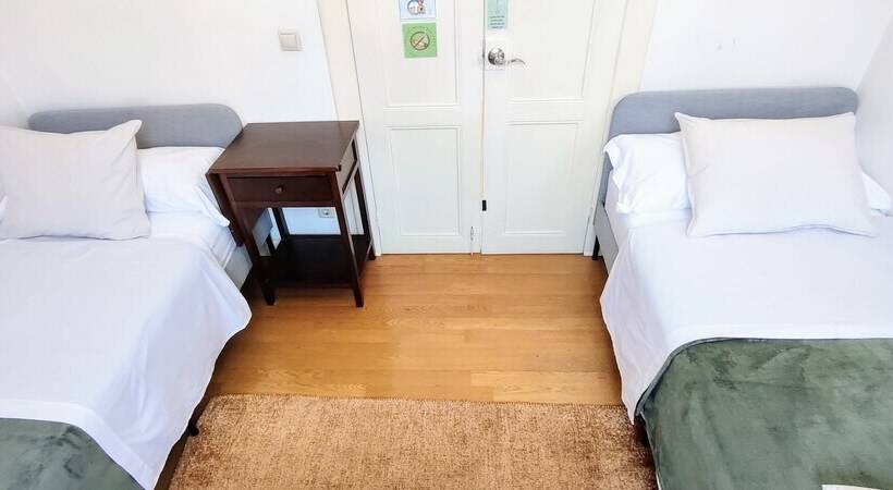 펜션 Donna Nega Alojamento Local