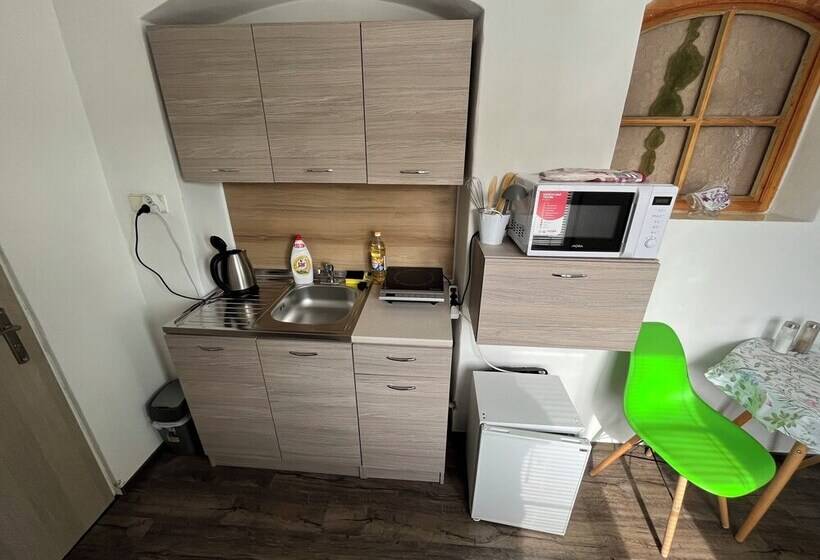 膳宿费 H&m Penzion