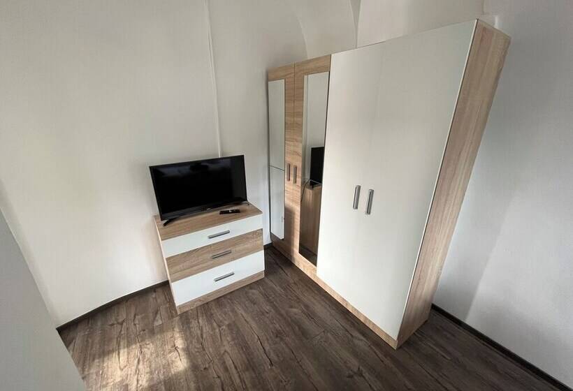 膳宿费 H&m Penzion