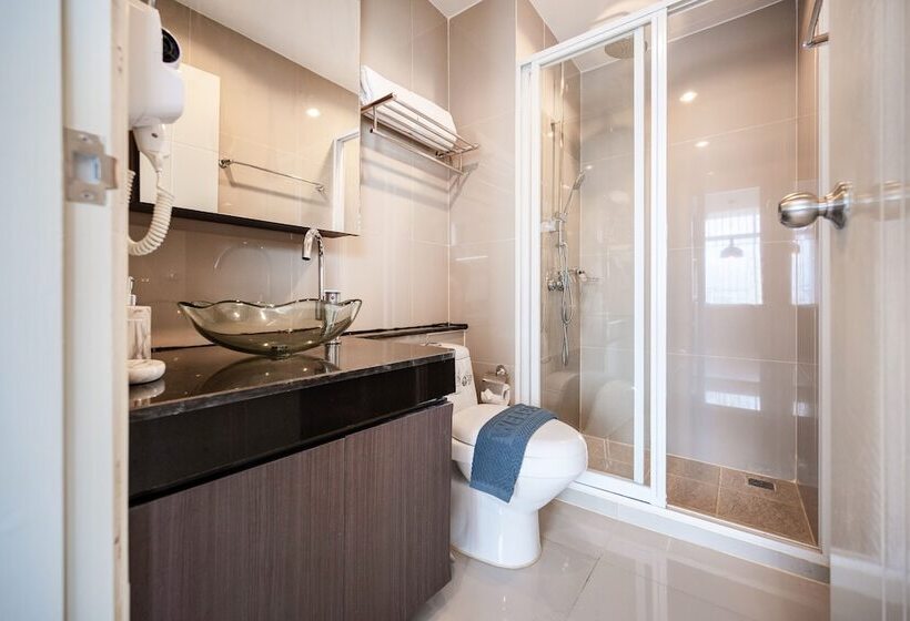 펜션 The Grand Jomtien By Favstay