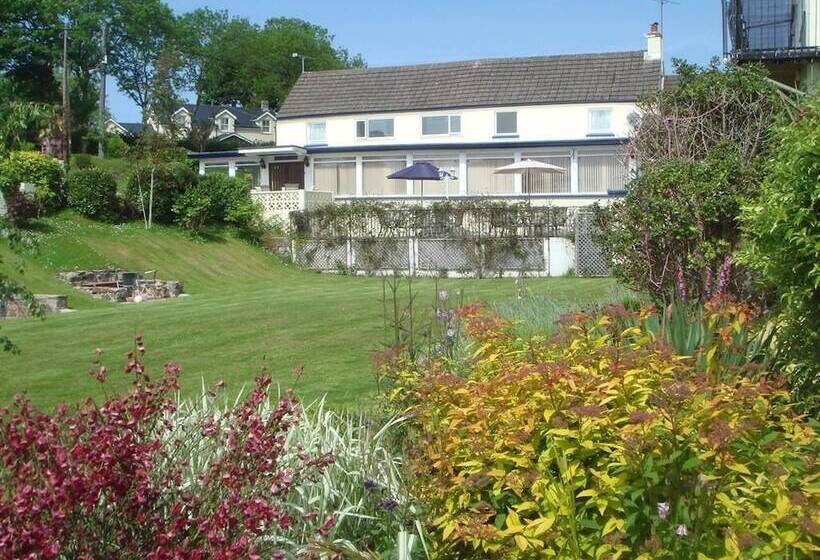 膳宿费 The Manian