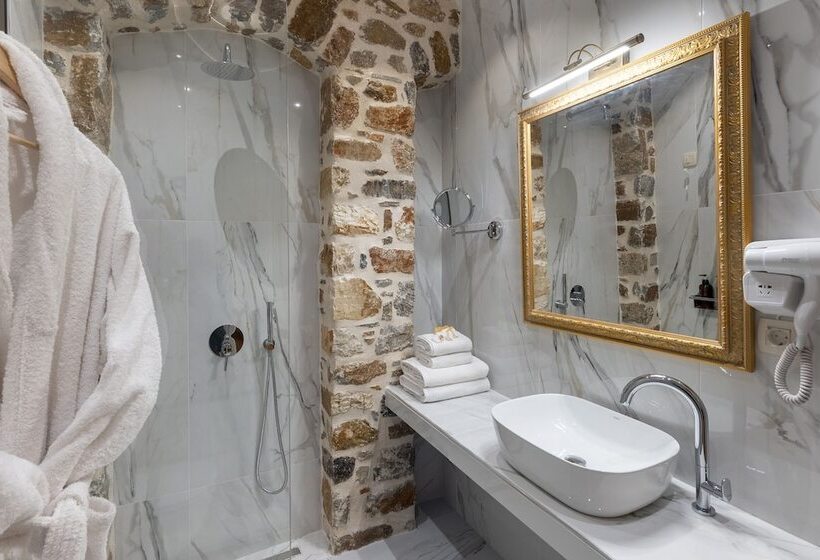 پانسیون The Nestorian House