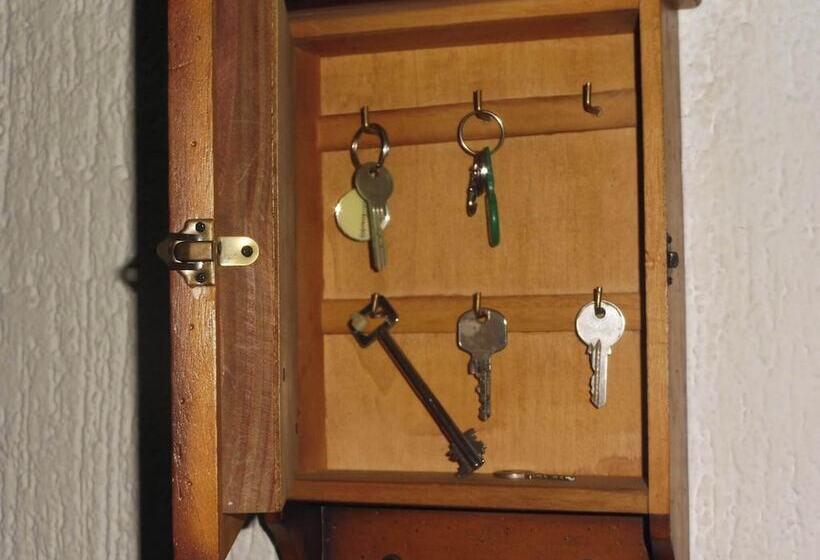 ペンション Ul. Dinka Trinajstića 10