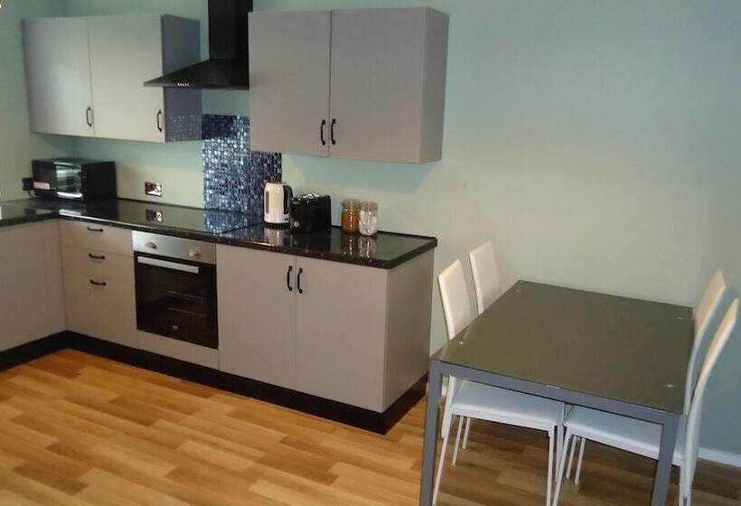 レジデンス 3 Bed House Mkt Deeping   Nr Peterborough Stamford