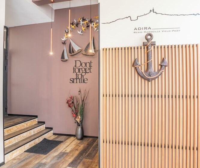 اقامتگاه Adira Résid Marseille Vieux Port