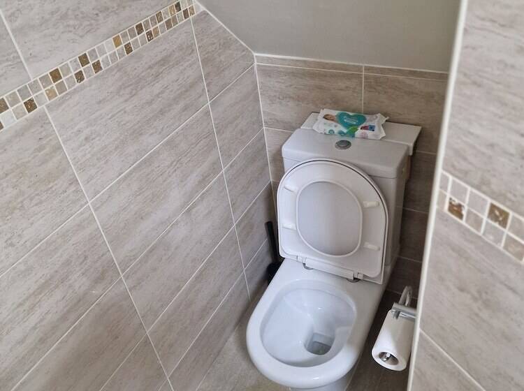 住所  Beautiful 1 Room House In London