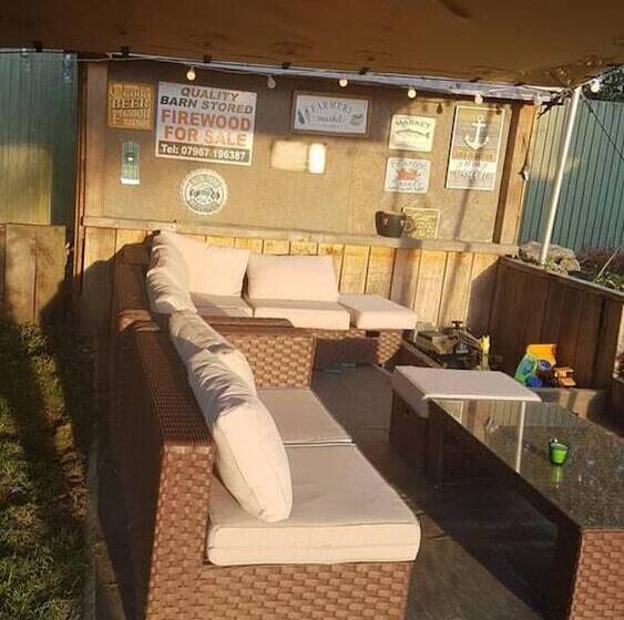 住所  Charming 2 Bed Cabin In Sutton Coldfield