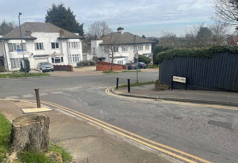 إقامة Great 5 Bed Wembley Home 25min From Central London