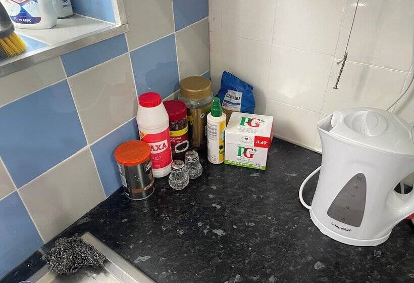 إقامة Great 5 Bed Wembley Home 25min From Central London