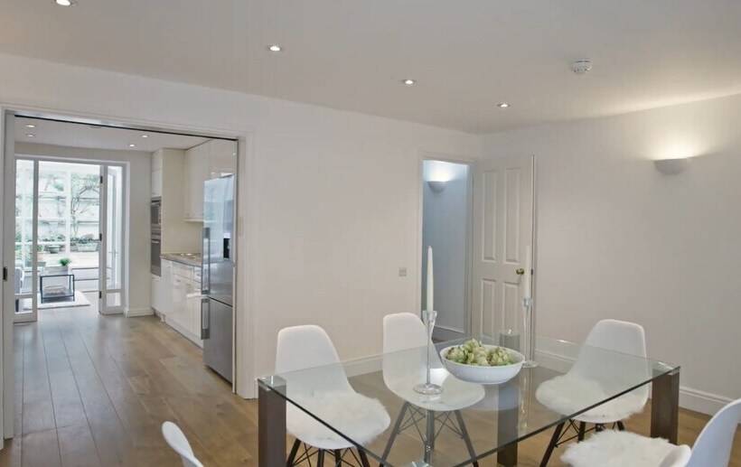 レジデンス Lovely 5 Bed House In London