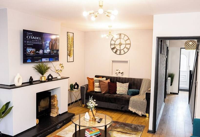 レジデンス Stunning 3bedroom Home Ideal For Long & Short Stay