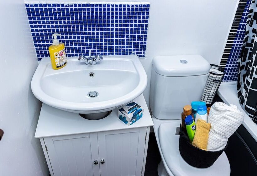 레지던스 Cosy 2bedroom House Perfect For Long & Short Stay