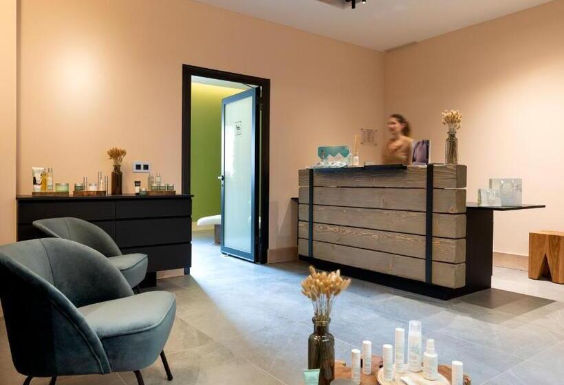 Mgm Hotels & Residences   Residence Manaka