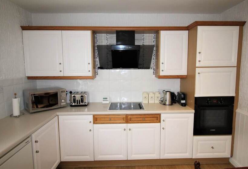 דירת נופש Whitley Bay Sleeps 6 Refurbished Throughout