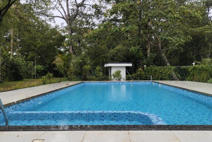 Курорт Marari Beach Palace