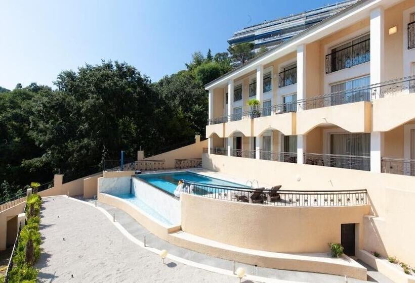 Résidence D Azur Riou