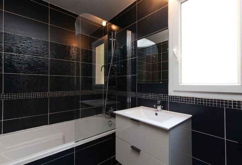 Résidence D Azur Riou