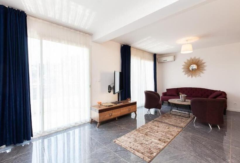 Résidence D Azur Riou