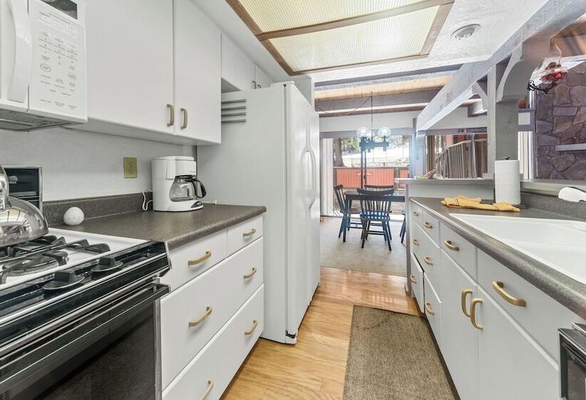 Ski In Ski Out Summit Townhouse