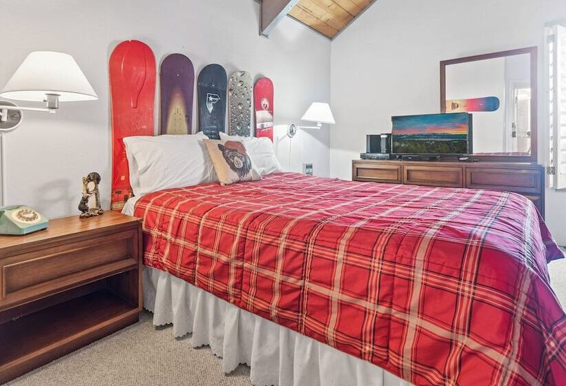 Ski In Ski Out Summit Townhouse