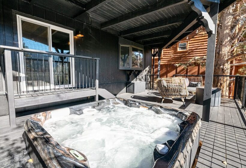 Ski View Chalet