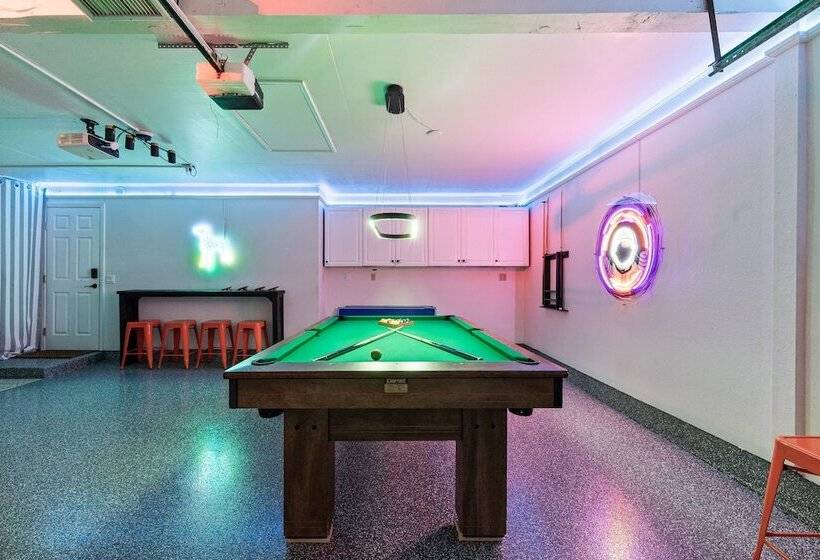 Slice Of Heaven By Avantstay Breathtaking Views!