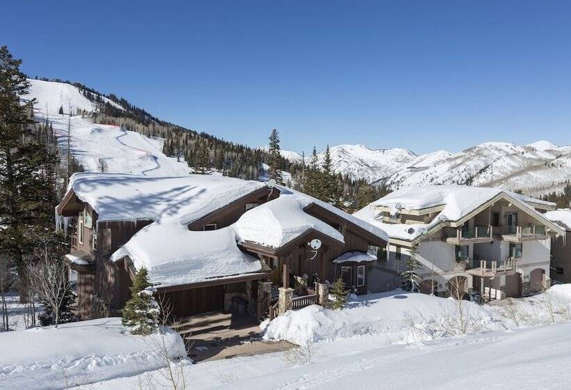 Solitude Condominiums