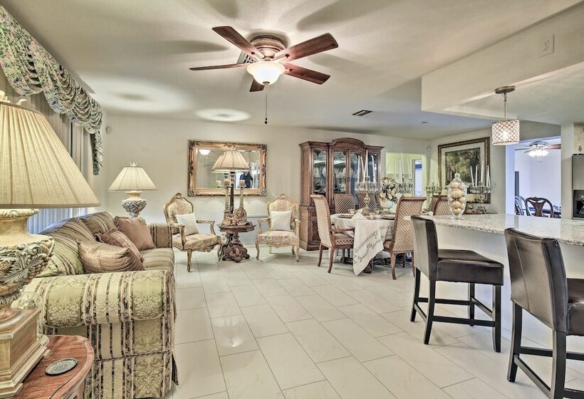 St. Petersburg Home W/ Tropical Yard & Pool!