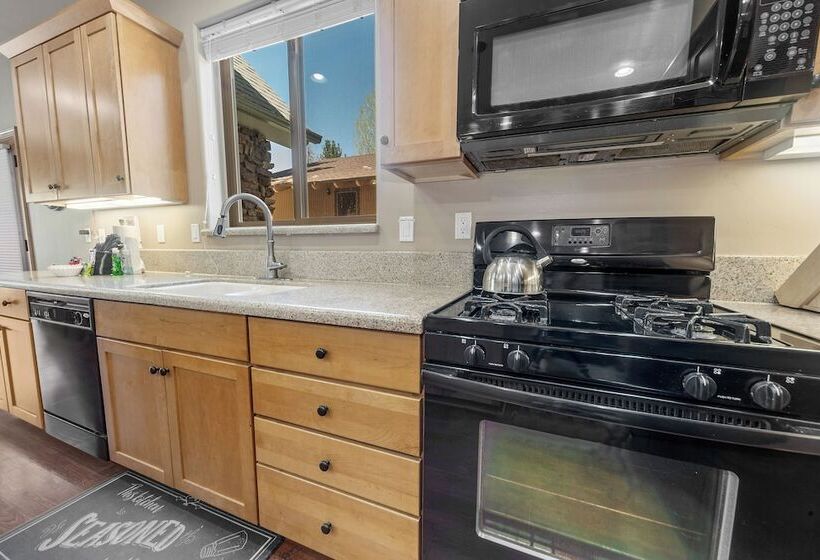 Summit Shooting Star 1