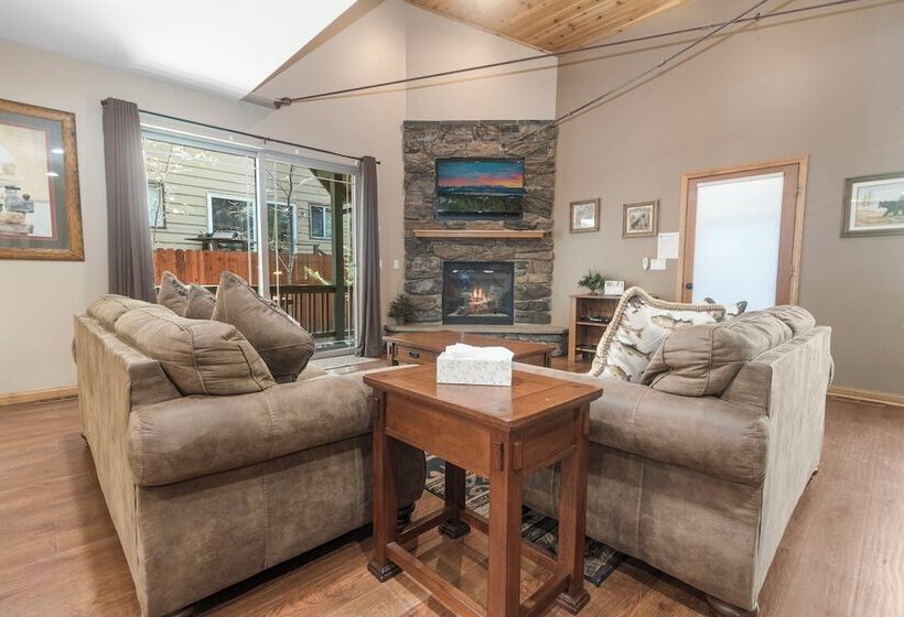 Summit Shooting Stars