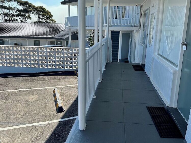 Surf Beach Motel Newcastle