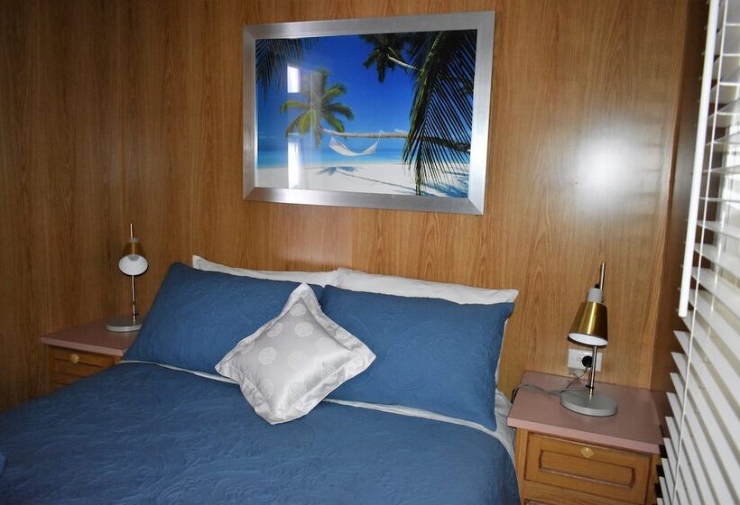 Sussex Palms Holiday Park