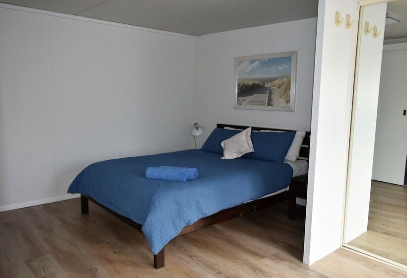 Sussex Palms Holiday Park