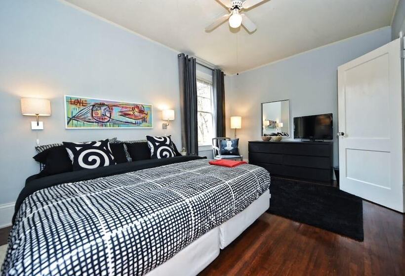 The Home Collection   Hawthorne Lane