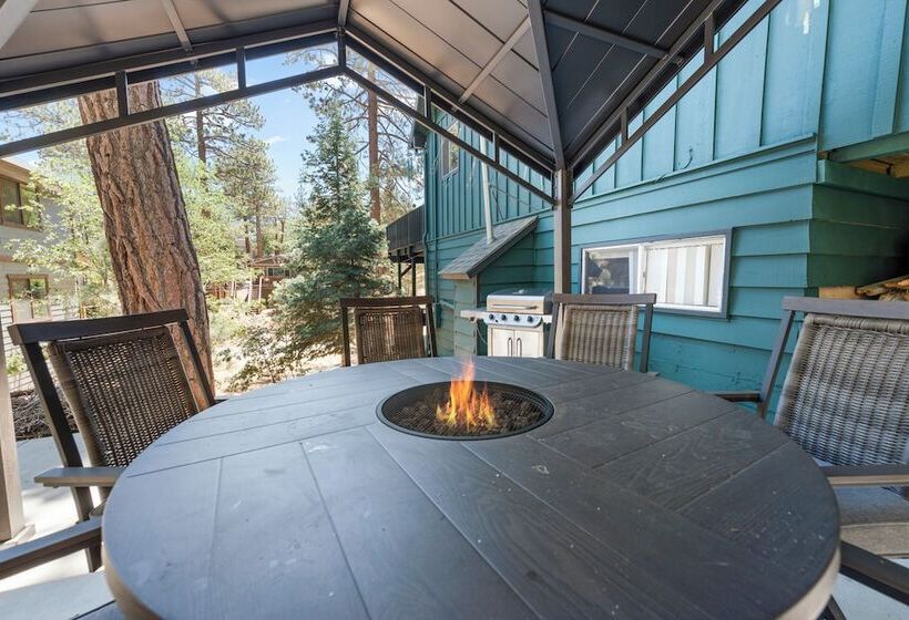 The Honey Pot Hideaway