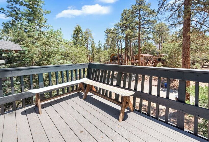 The Honey Pot Hideaway