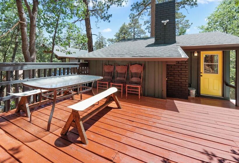 The Honey Pot Hideaway