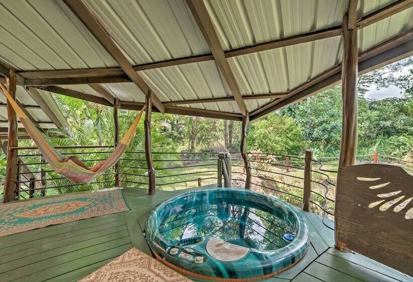 Tropical Cabana W/ Deck, Hot Tub & Lush Scenery!