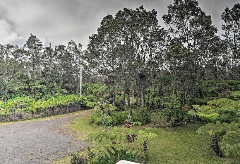 Tropical Volcano Bungalow < 4 Mi To Nat L Park!