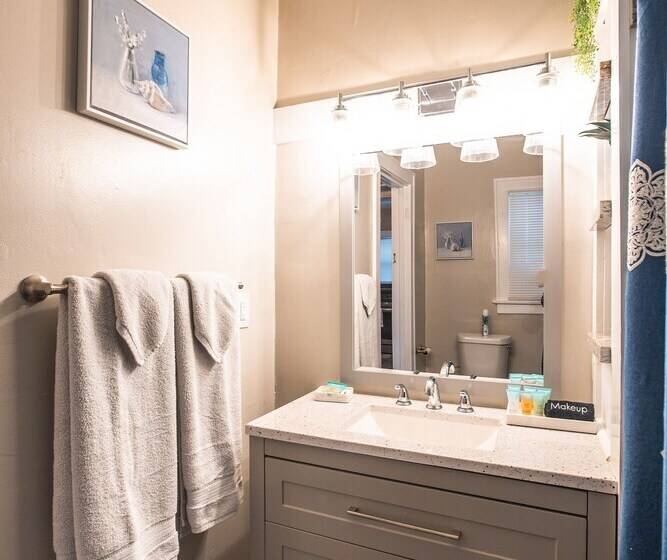 Wine Valley Bungalow