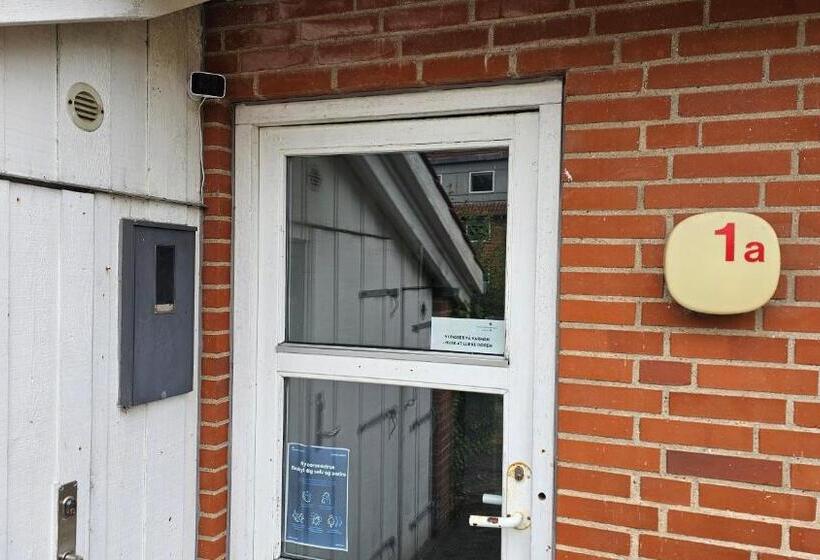 הוסטל Gudum Park