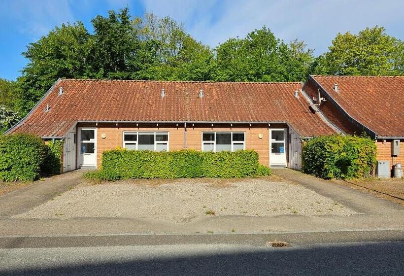 הוסטל Gudum Park