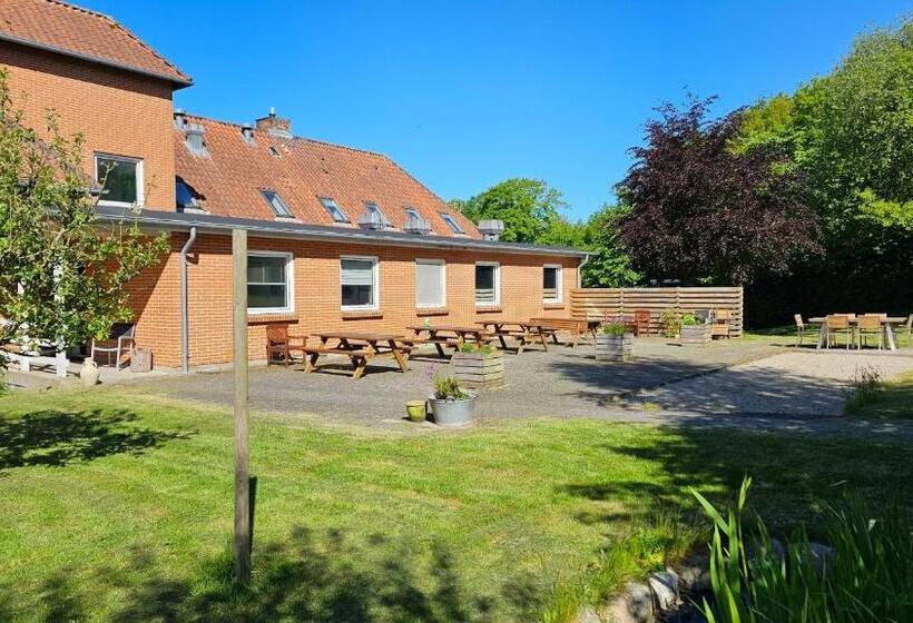 הוסטל Gudum Park