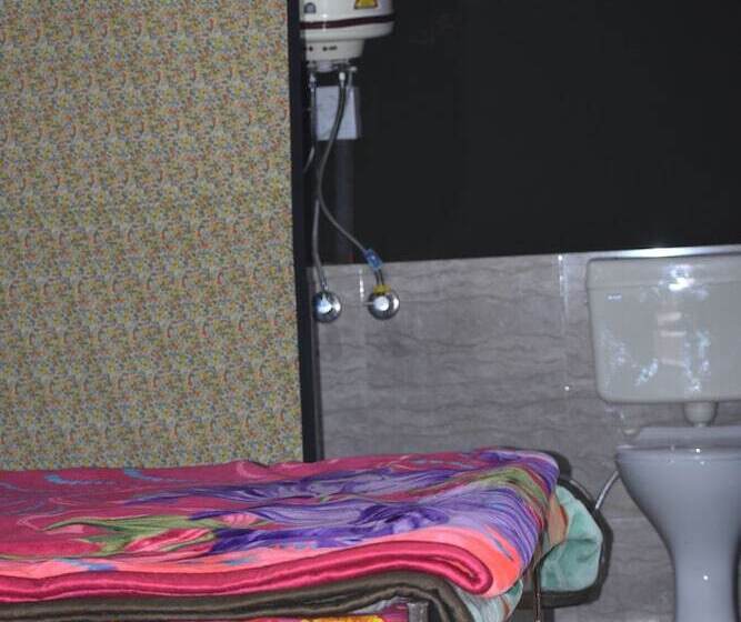 Bed and Breakfast Barot , Waterfall Camps And Domes, Himachal Pradesh