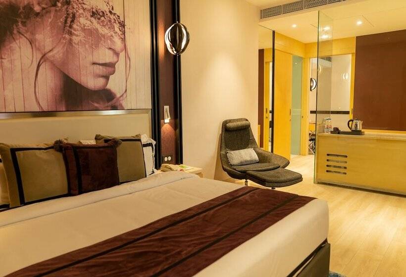 Beyzaa Hotel & Suites , Kolkata